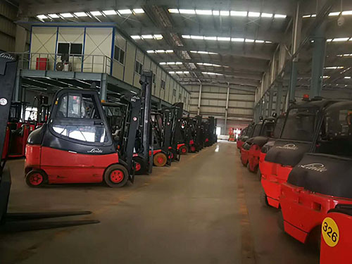 廈門(mén)求購二手叉車(chē)